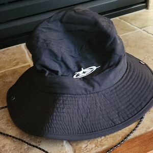 Devereux Golf Black Bucket Hat with Logo And Chin Strap
